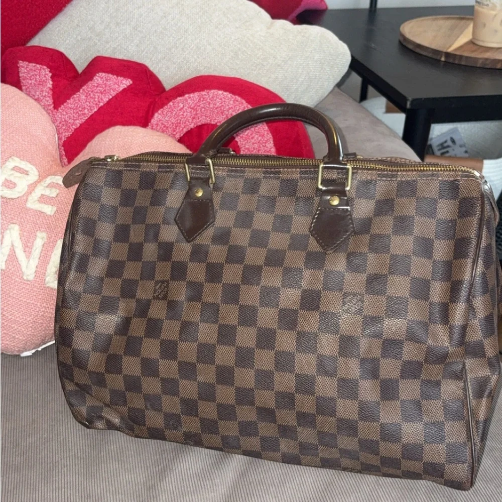 Louis Vuitton Speedy Bag - Picture 1 of 10